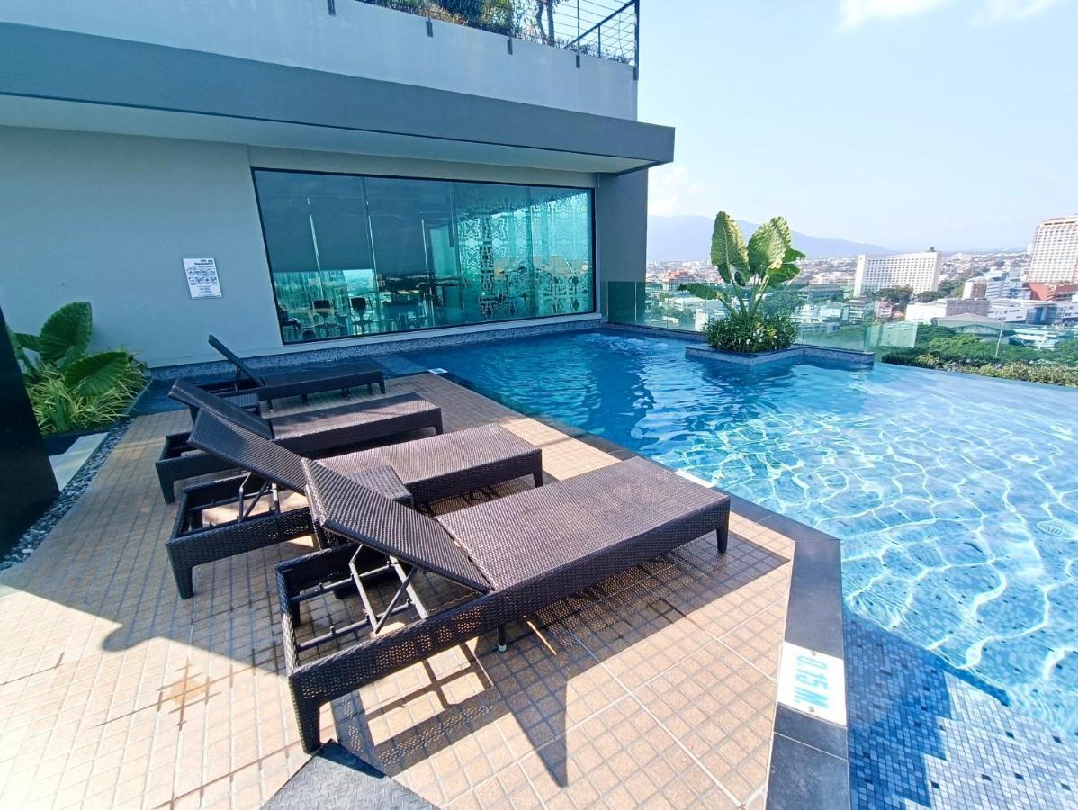 The Astra Condo City Center Chiang Mai Exterior photo