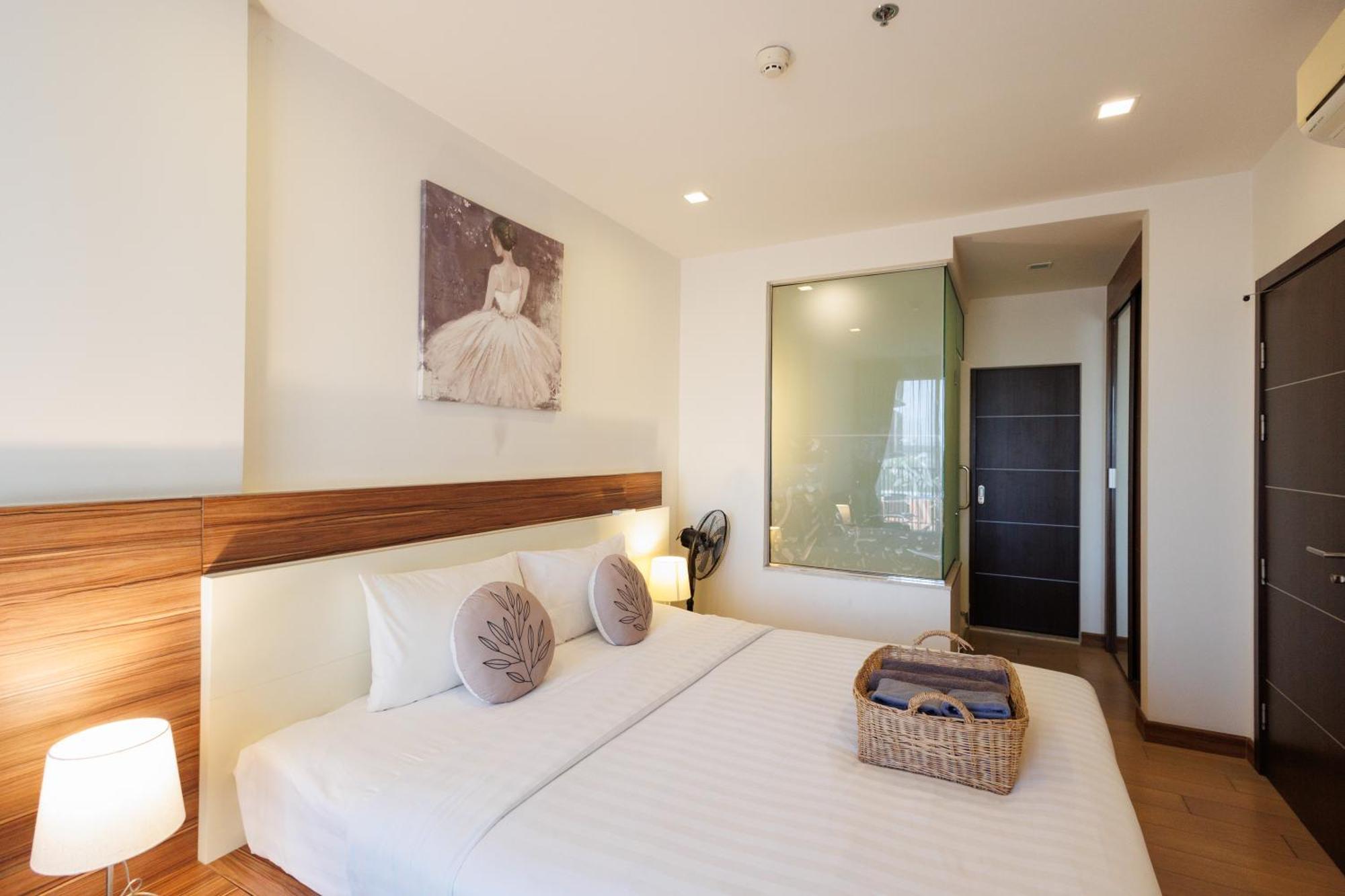 The Astra Condo City Center Chiang Mai Exterior photo