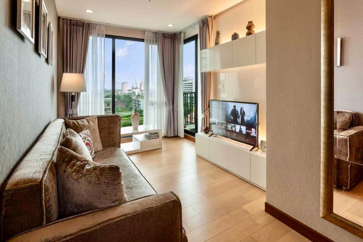 The Astra Condo City Center Chiang Mai Exterior photo